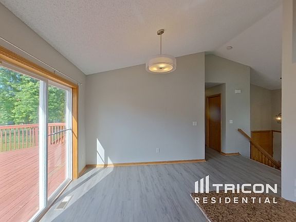 5th image of 2094 French Trace Ave