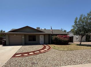 10910 N 72nd Dr, Peoria, AZ 85345