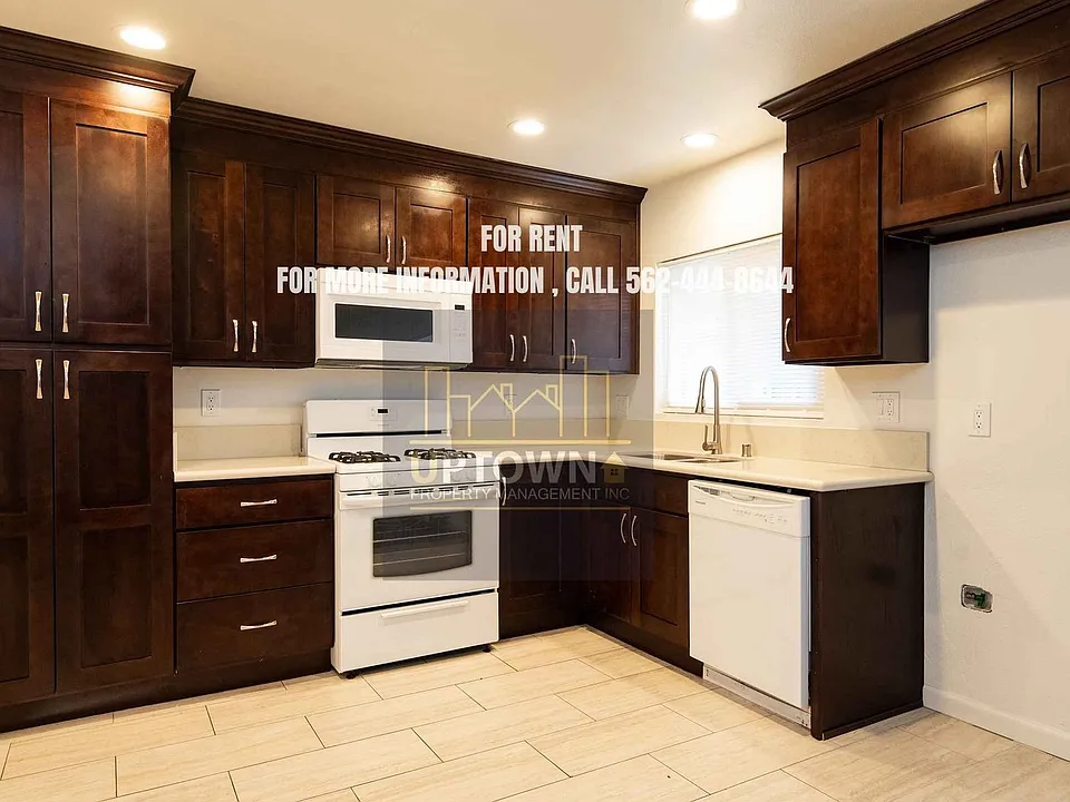 2121 W Lambert Rd