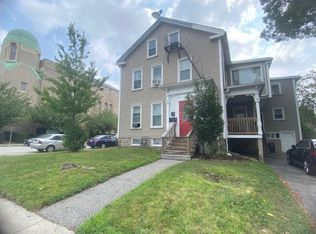 321 High St #2R, Fall River, MA 02720