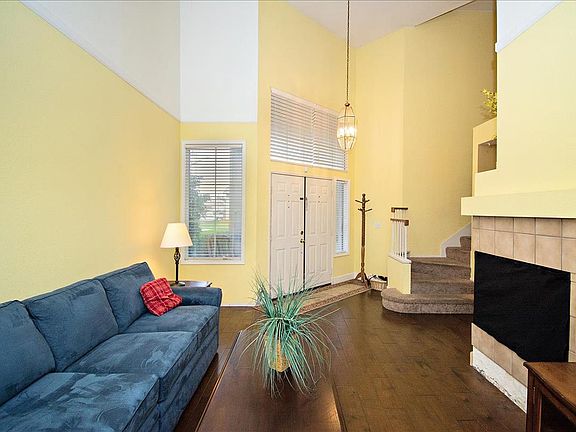 3rd image of 13789 Mesquite Dr
