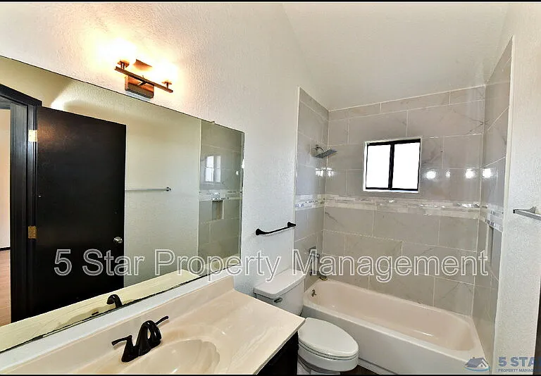 7249 Imperial Ridge Dr — Photo 37
