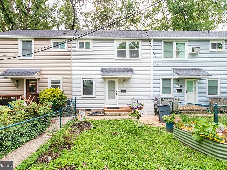 1st image of 13 Hillside Rd