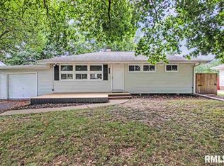 5305 N Ronald Rd, Peoria, IL 61614