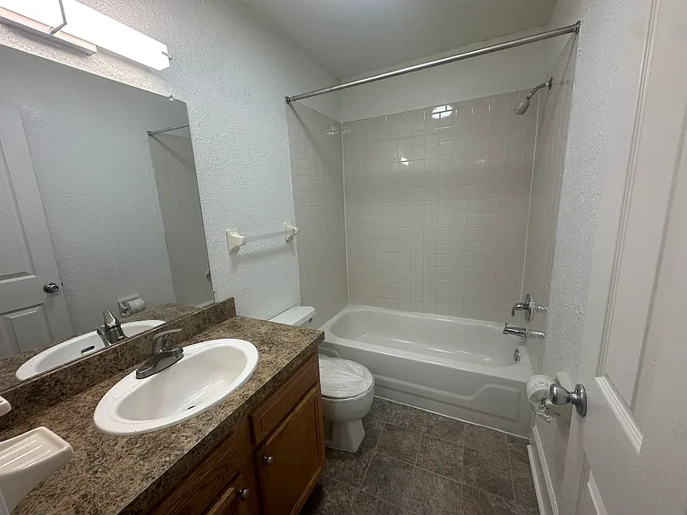Saddle Brook Landings — Photo 78