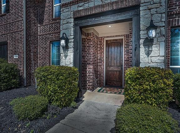 3rd image of 1146 Fossil Lake Dr