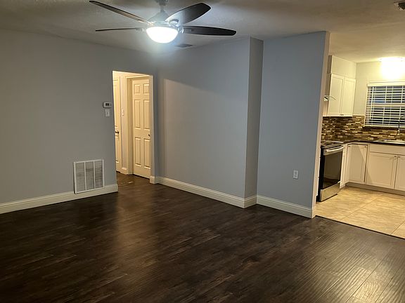3rd image of 2622 Wasina Dr
