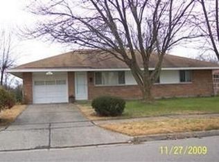 235 Stubbs Dr, Dayton, OH 45426