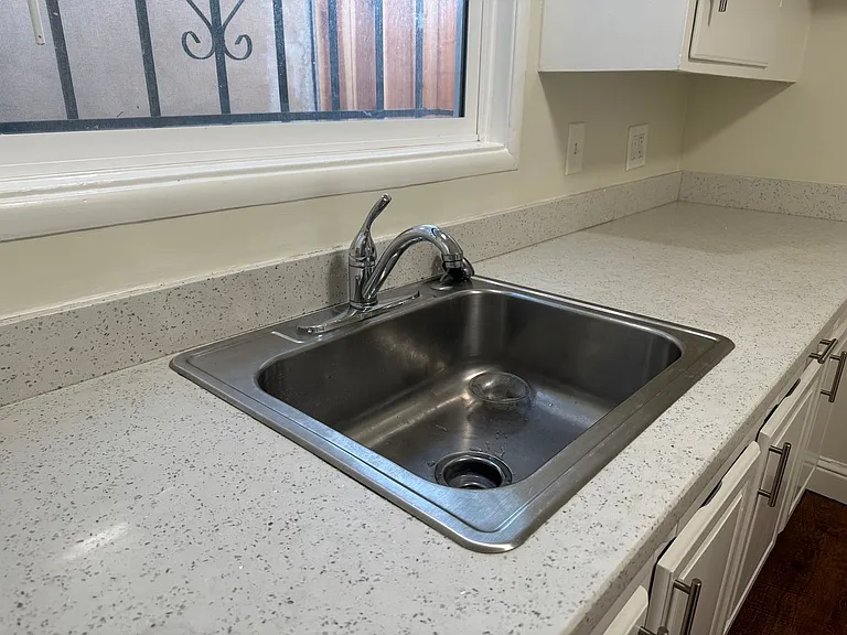 3215 Star Ave — Photo 23