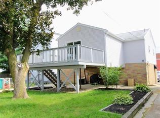 31 Foster St, Pawtucket, RI 02861