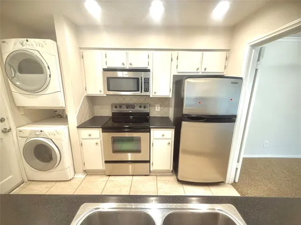 5910 N Pennsylvania Ave APT 218A, Oklahoma City, OK 73112