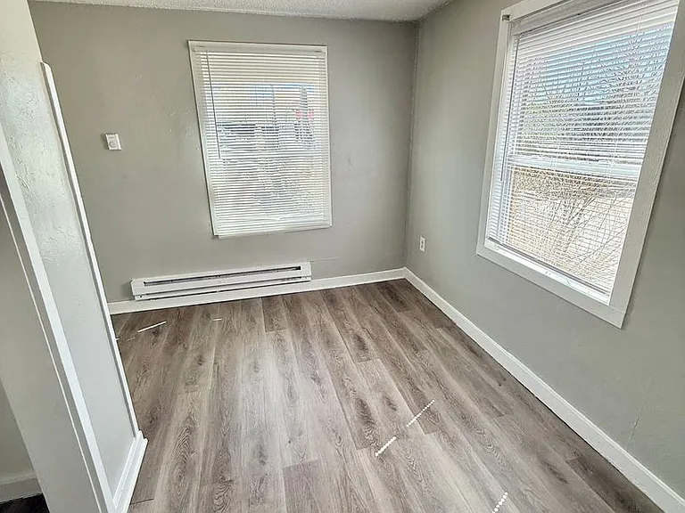 2619 E Willamette Avenue — Photo 18