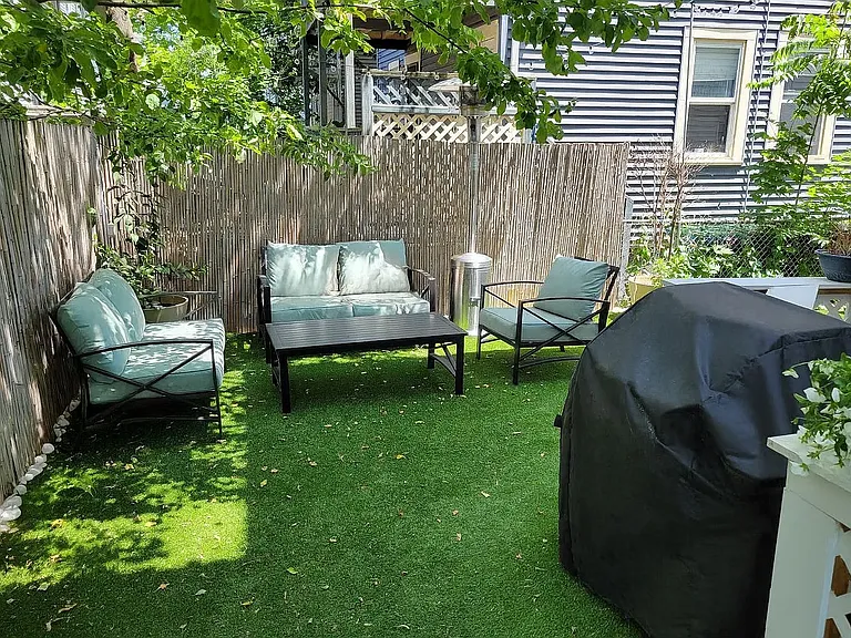 210 Cedar St #1 — Photo 23