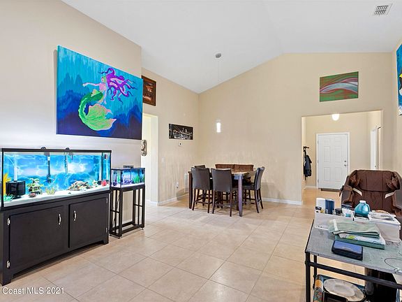 5th image of 2331 Okalani St