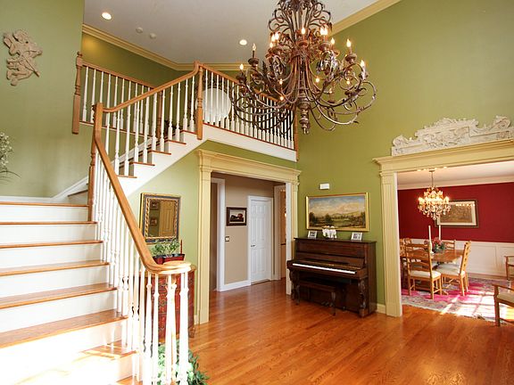 2nd image of 11 Tillman Ln