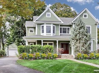 340 N Pleasant Ave, Ridgewood, NJ 07450