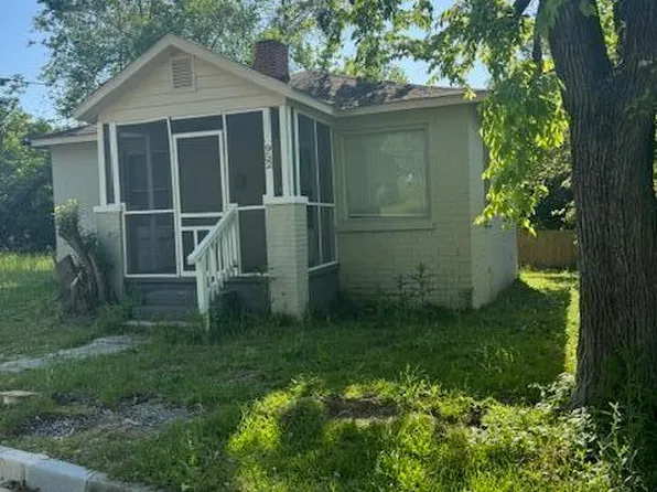 952 Smith St, Macon, GA 31217
