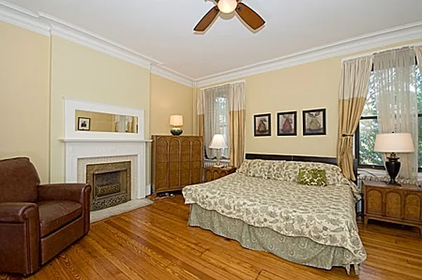 Sold by East Egg Realty | media 33