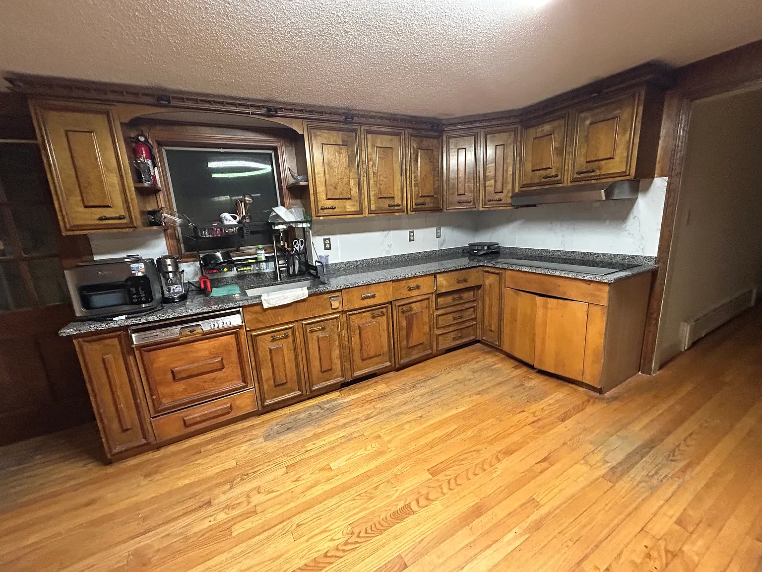 1 bed, 2.5 bath, 2304 sqft, $750 — Photo 3