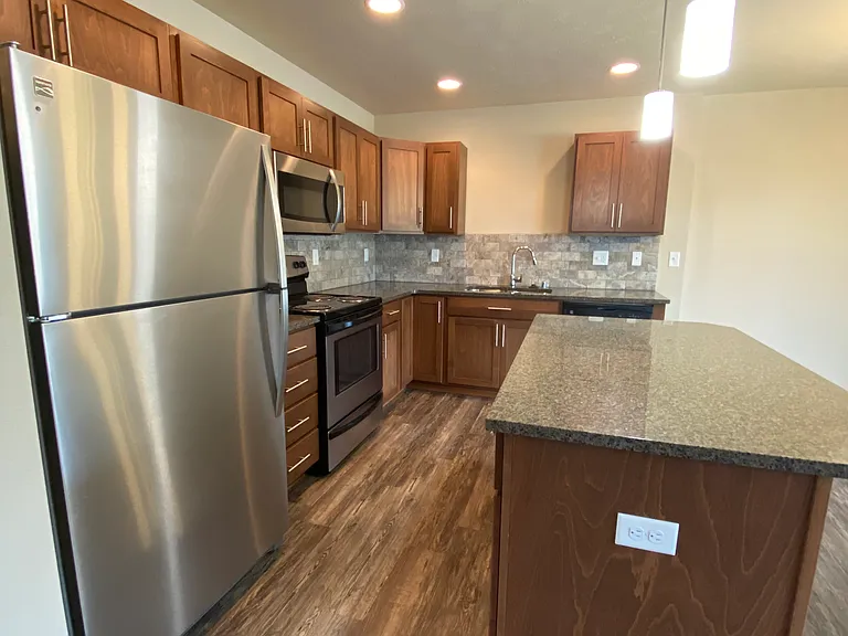 612 E Handy Rd — Photo 9