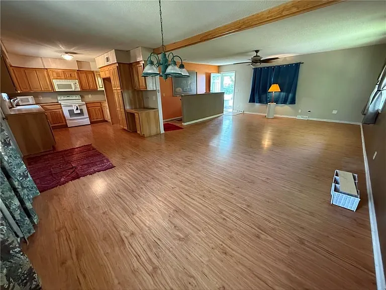 14701 Tillman Rd — Photo 9