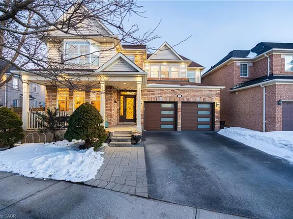 1360 Hill St, Milton, ON L9T 6M3