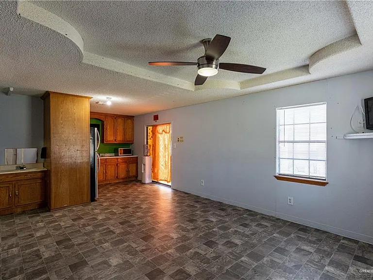 6612 S Olivarez St — Photo 13
