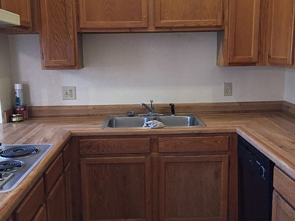 5th image of 6102 Les Harrison Dr