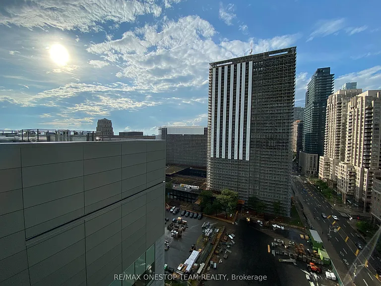 832 Bay St #1603 — Photo 22