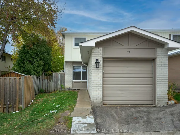 94 Plum Tree Way #72, Toronto, ON M2R 3J2