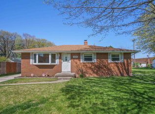 54691 Maple Lane Ave, South Bend, IN