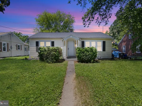 14 W State St, Quarryville, PA 17566