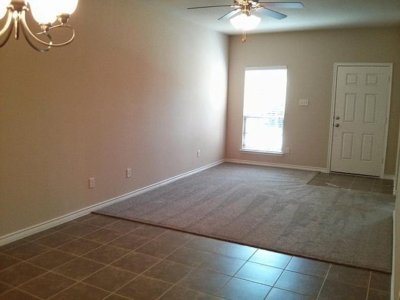 4th image of 2243 Colby Ln