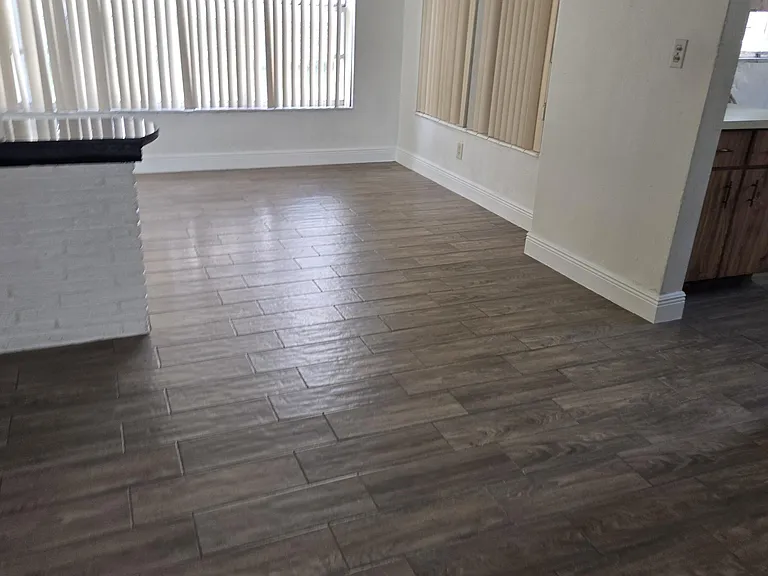 3860 NW 8th Pl — Photo 12