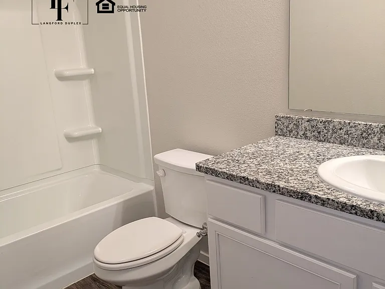 2101 Langford Ave — Photo 5