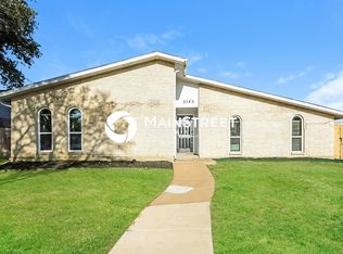 3149 Oak Hill Rd, Carrollton, TX 75007