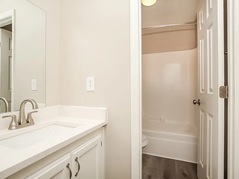 309 Cedar Park Cir — Photo 12