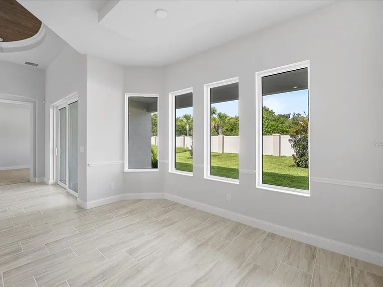 60 Del Palma Dr — Photo 28