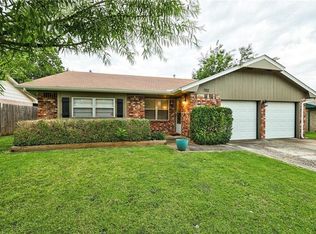 702 W 7th St, Edmond, OK 73003