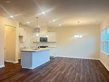 328 Glen Clova Dr — Photo 5
