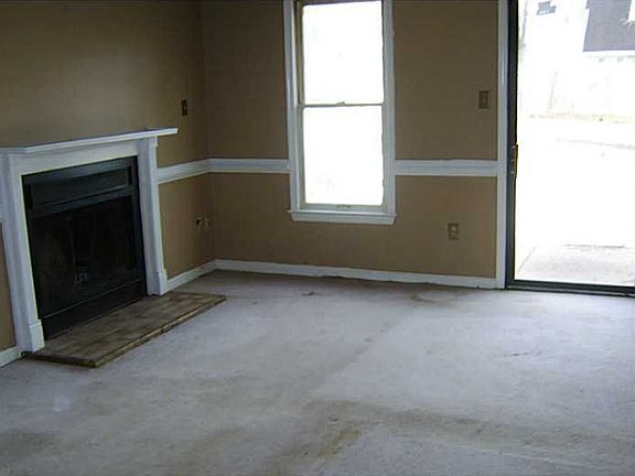 5th image of 21 Alpine St