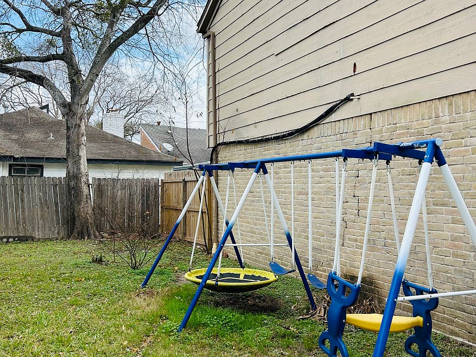 1st image of 11350 Oakcenter Dr