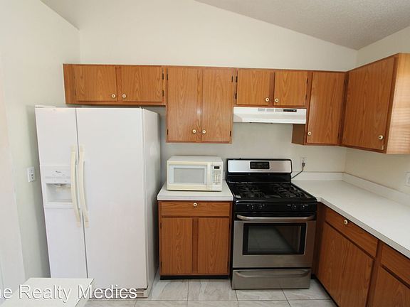 5th image of 5404 Regal Oak Cir