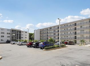 El Conquistador, Miami, FL 33183