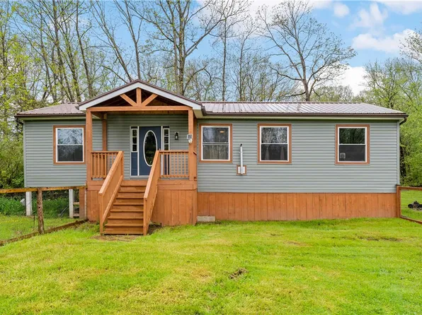 2629 River Dr, Jamestown, PA 16134