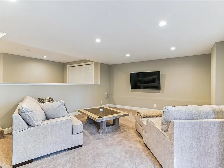 578 Foxpaw Trl — Photo 7