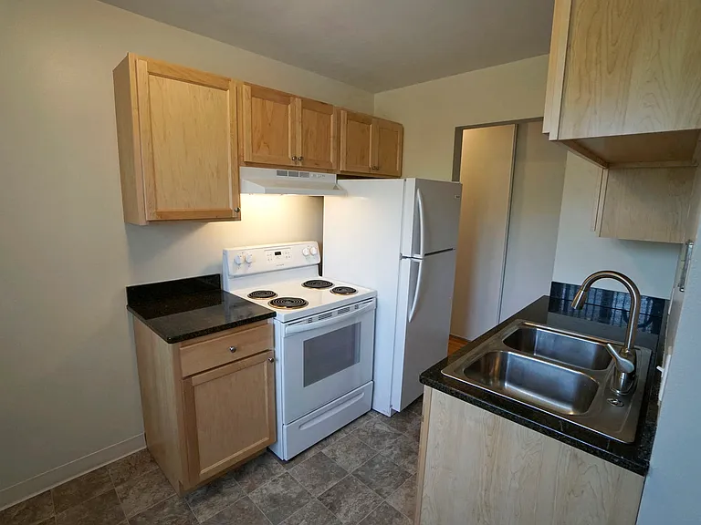 Como Lake Estates — Photo 16