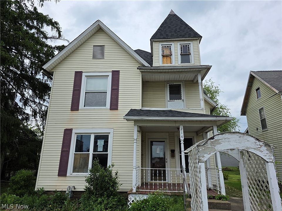 1st image of 214 W Church St