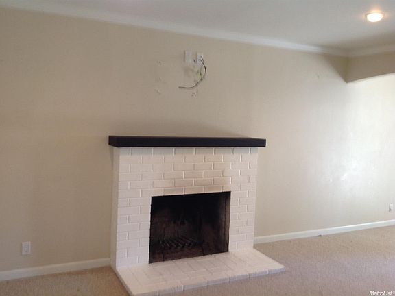 3rd image of 440 Jean Ave