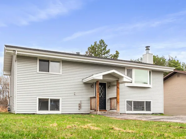 2205 Hutchinson Rd, Duluth, MN 55811